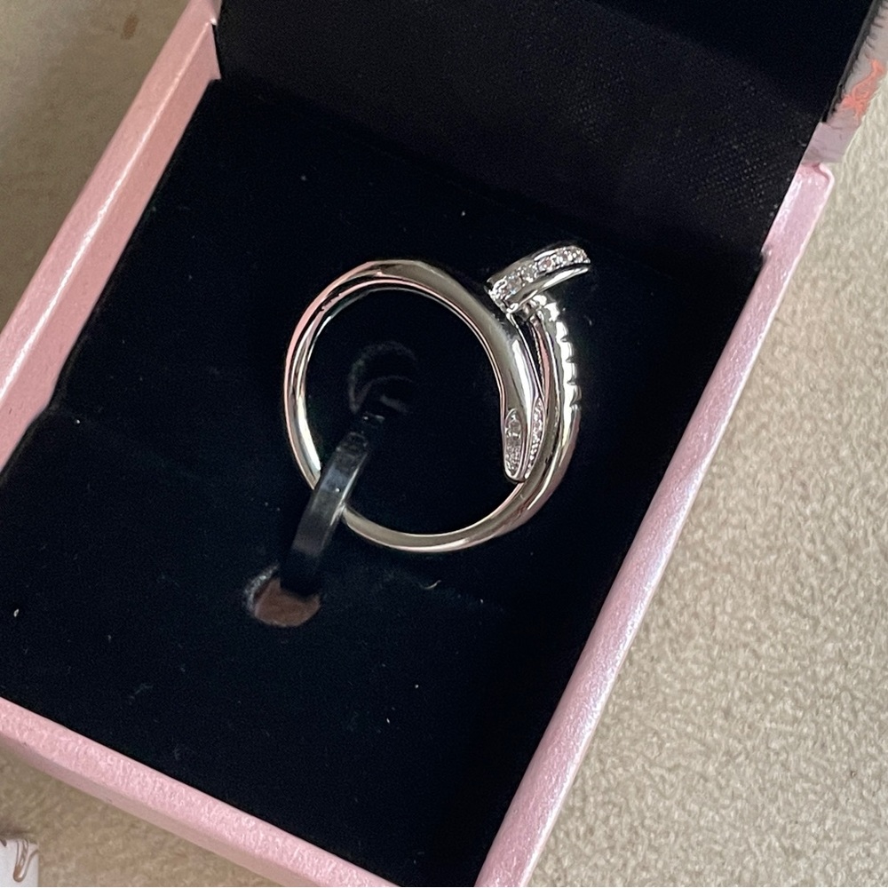 Peermont Rhodium Plated CZ crystal Nail Ring, NWOT. Size 9 - Picture 15 of 16